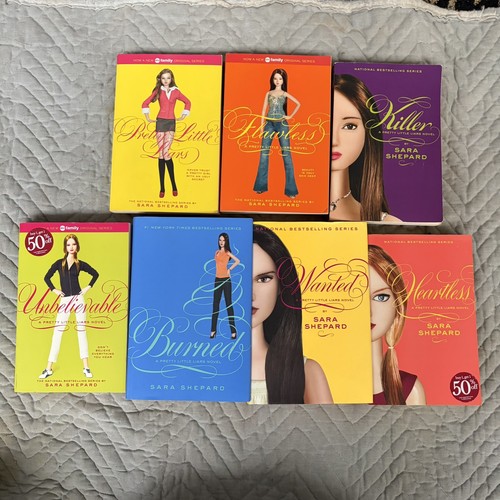 Pretty little liars books - books, lot